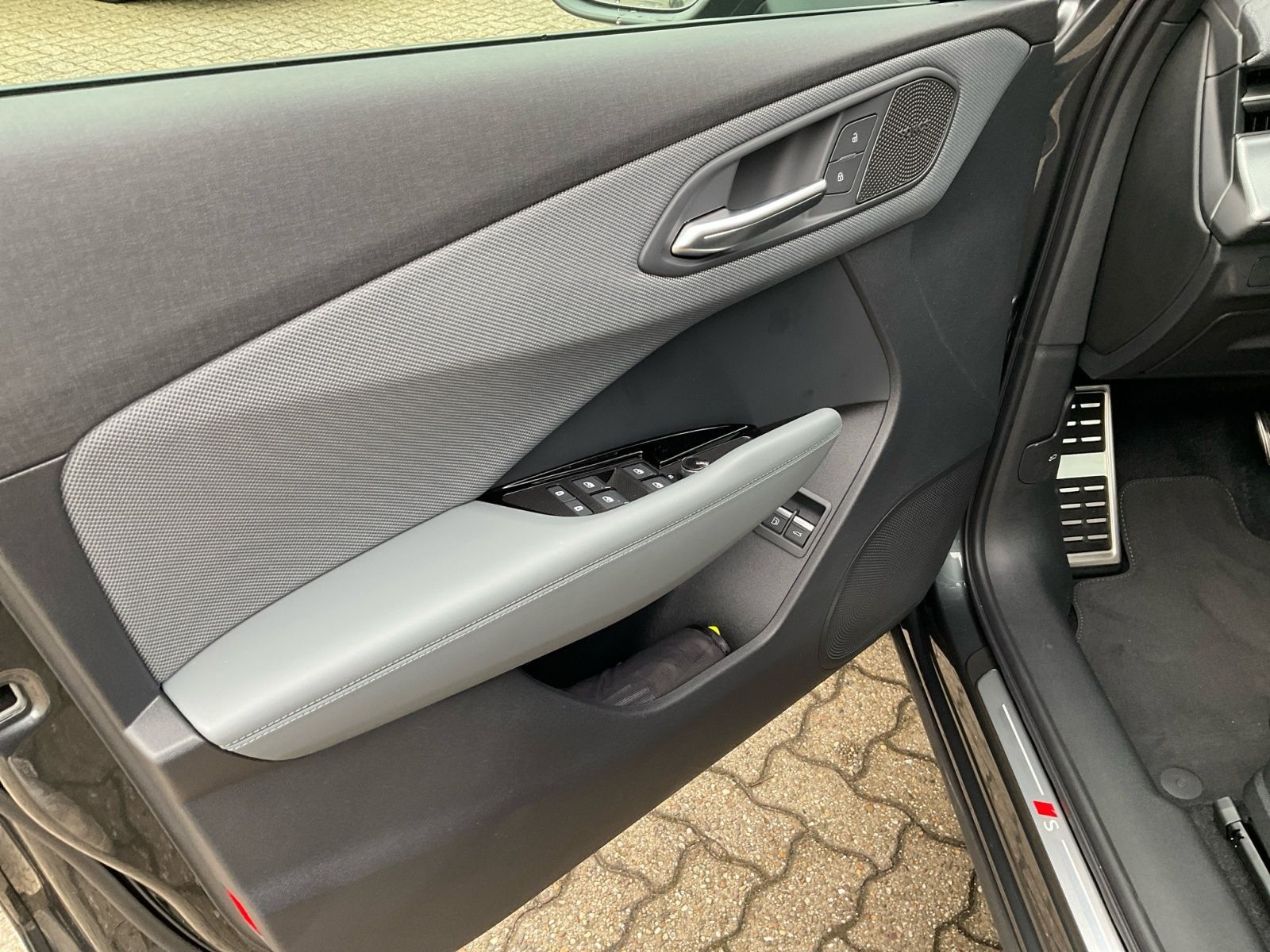 Audi Q3 SUV e-hybrid S line AHK MATRIX HeadUp SONOS