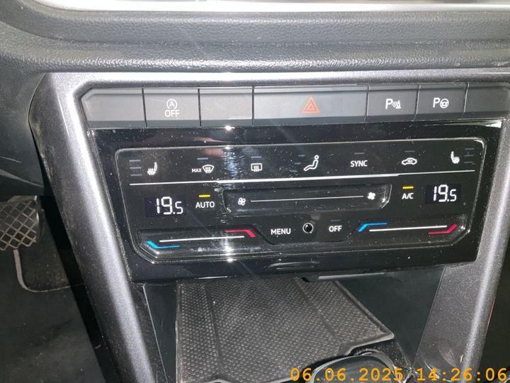 Volkswagen T-Roc Style 1.5 TSI - Samsaru's Car Outlet