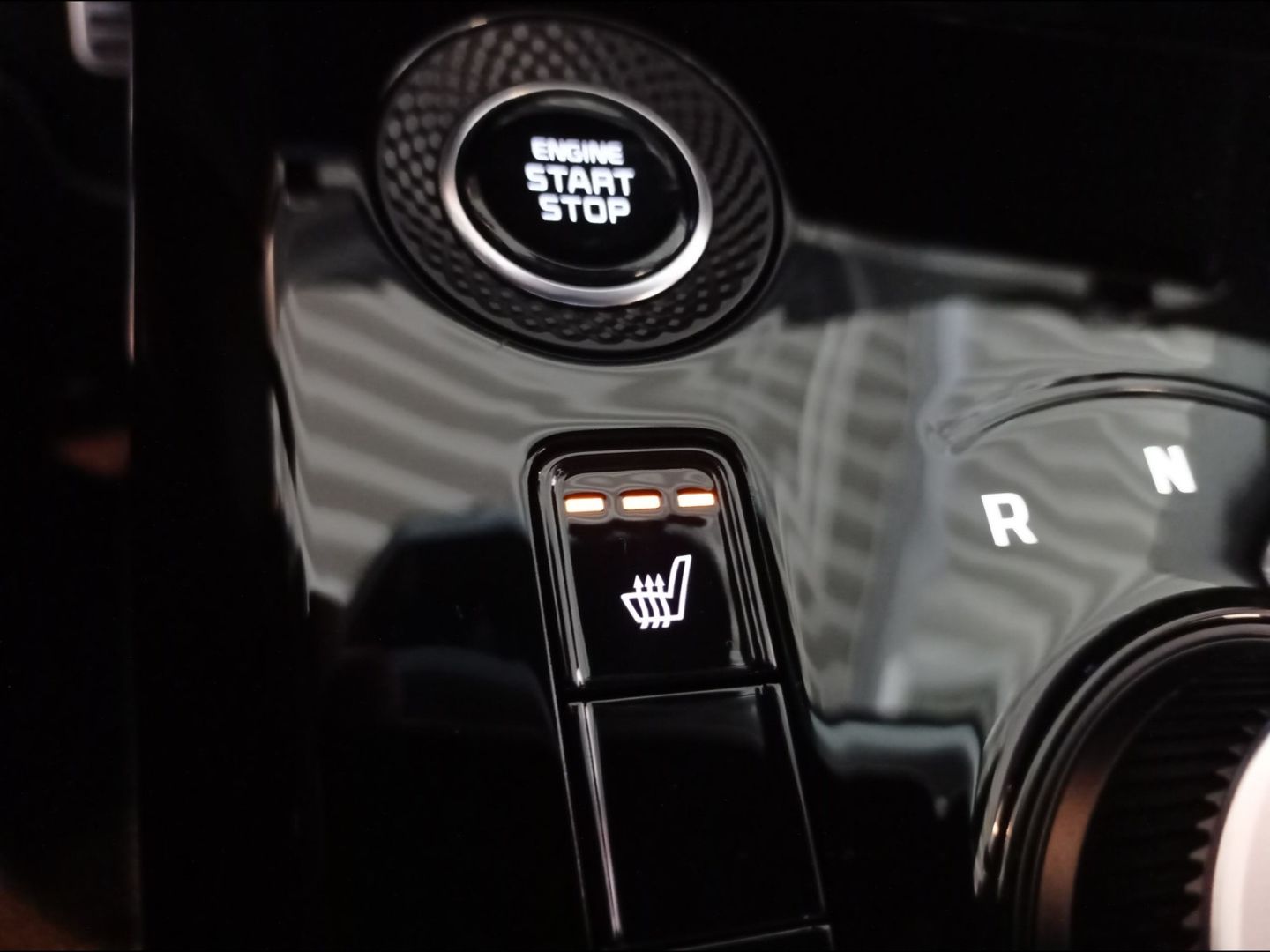 Kia Niro Spirit Plug-in Hybrid - Samsaru's Car Outlet