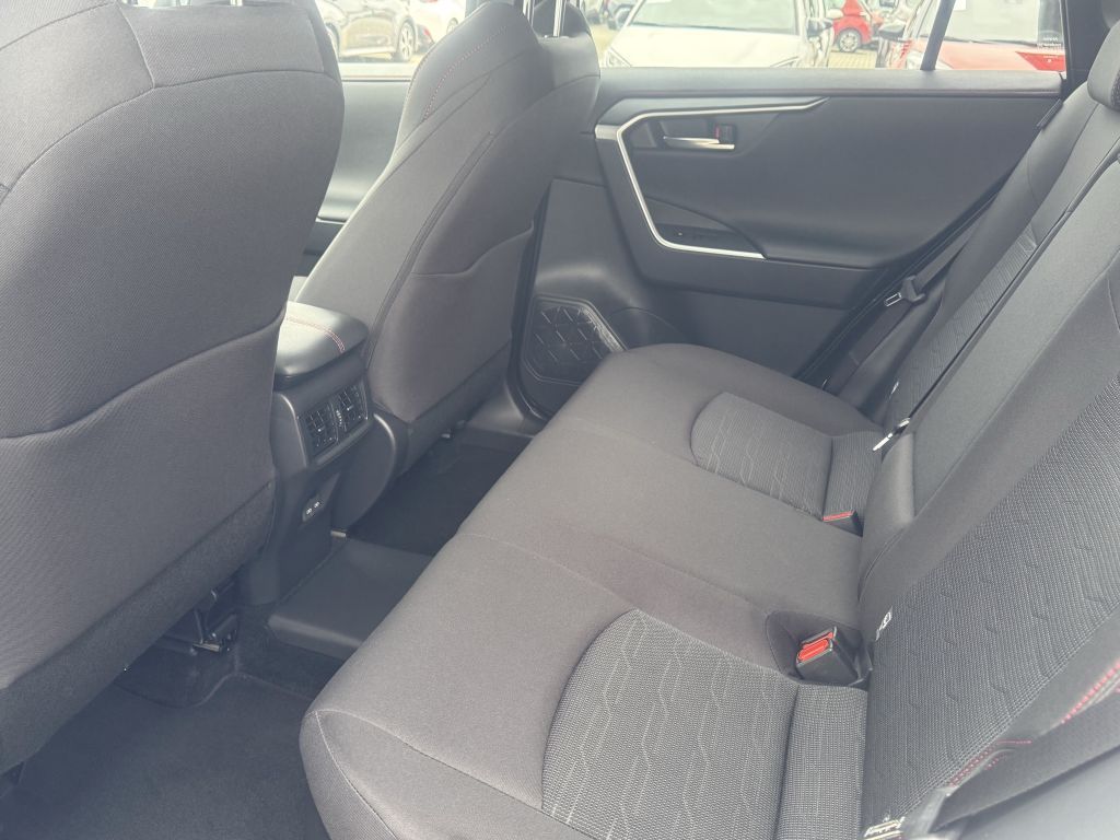 Toyota RAV 4 Plug-in-Hybrid Teamplayer, AHK