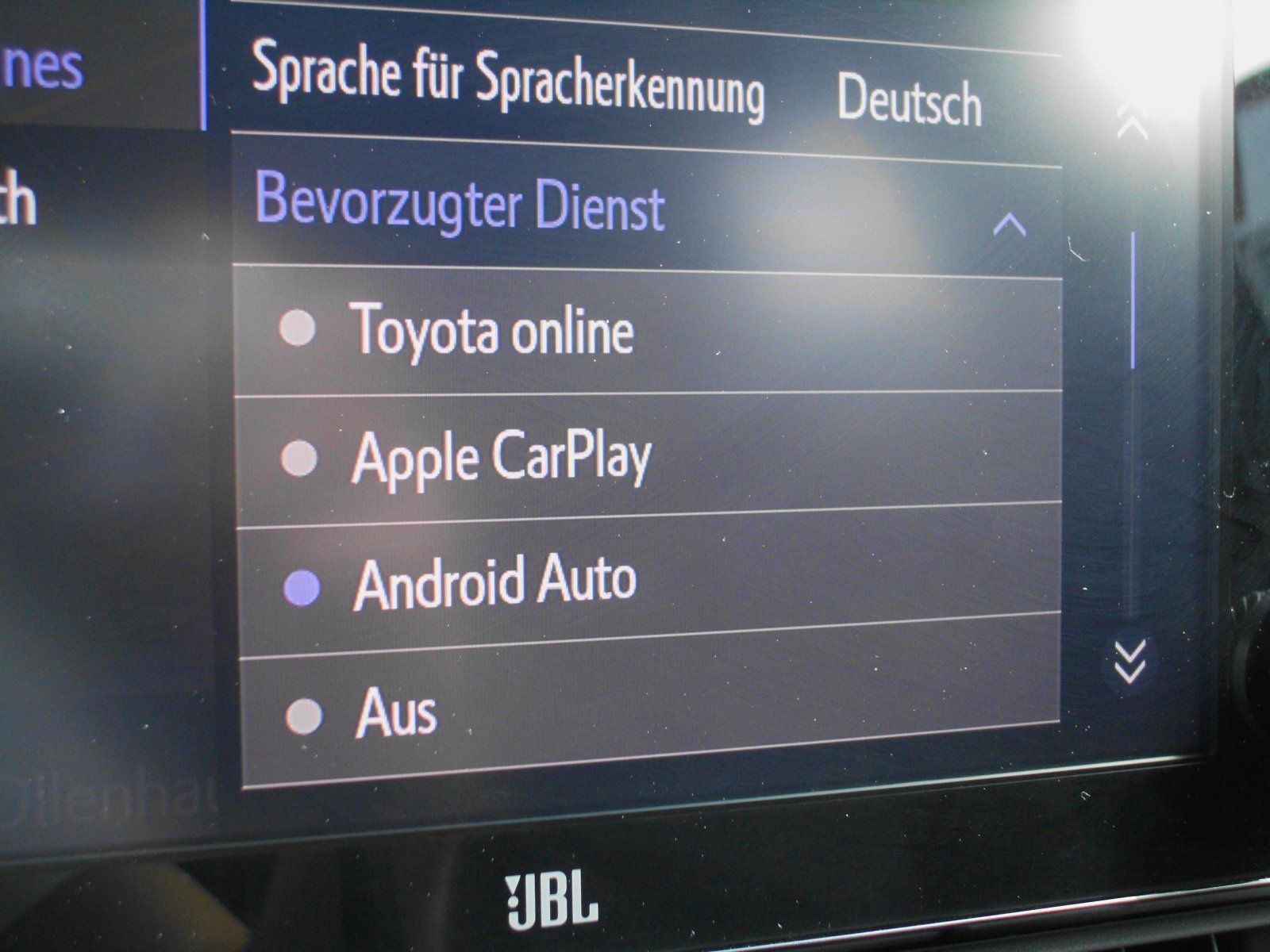 Toyota RAV 4 Plug-in Hybrid 4x4 - Samsaru's Car Outlet
