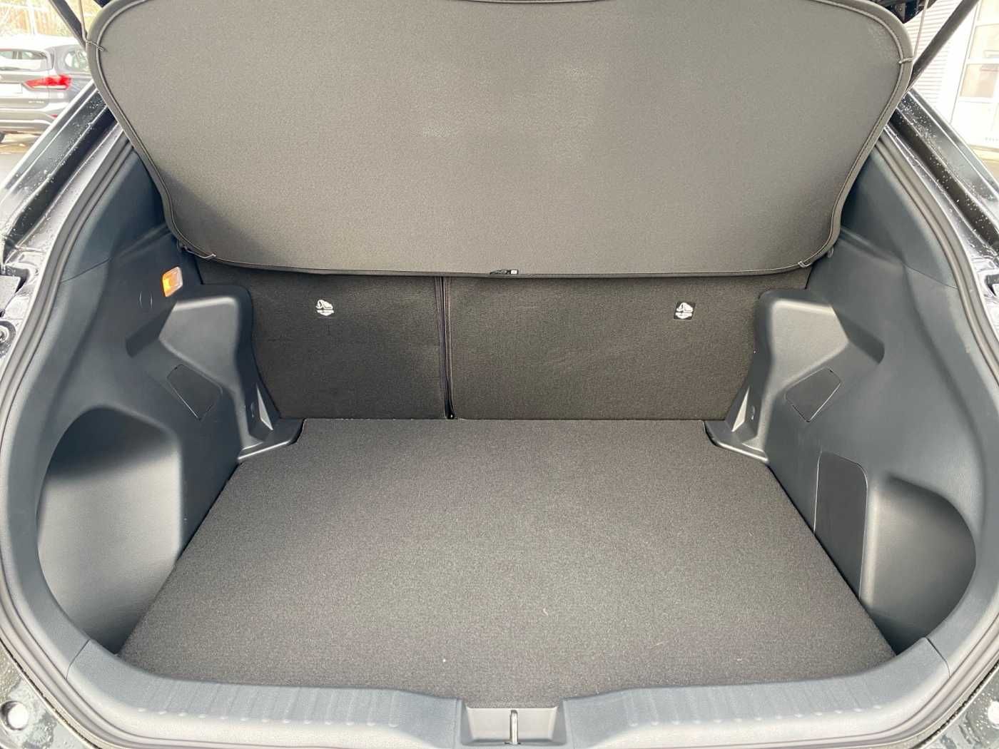 Toyota Yaris Cross 1.5 Hybrid Teamplayer LED