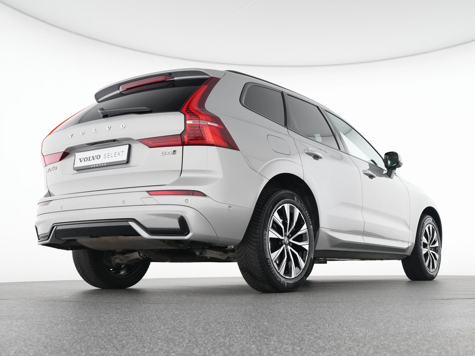 Volvo XC60 B4 Diesel AWD Plus Dark STANDHZ*360*GSHD