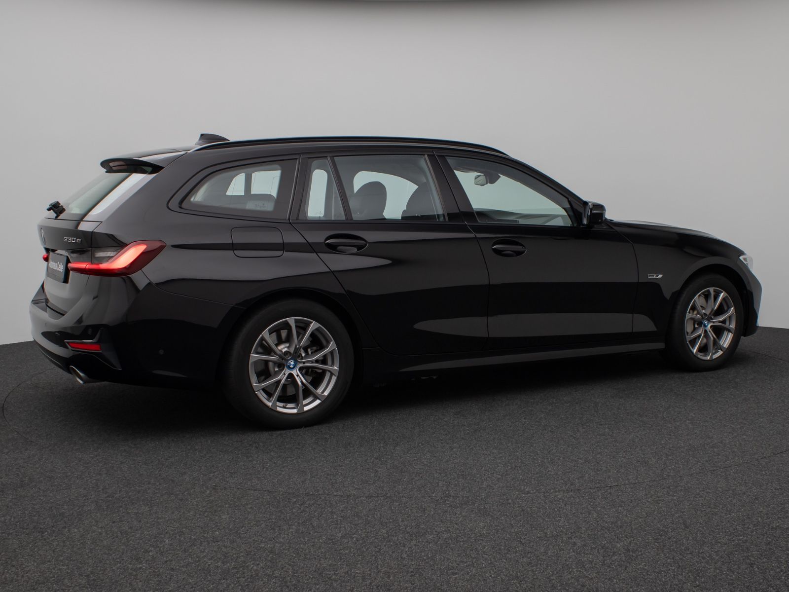 BMW 330e xD Sport Line 360°DAB Stop&Go LED Alarm AHK