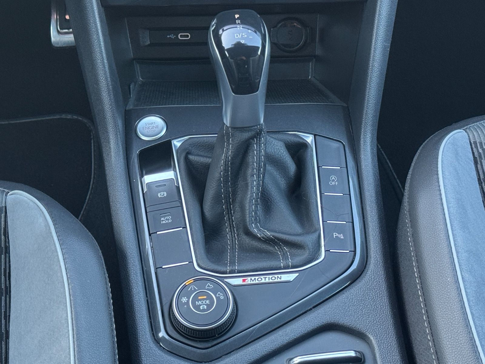 Volkswagen Tiguan Allspace R-Line 4M °B&S°AHK°R-Kamera°