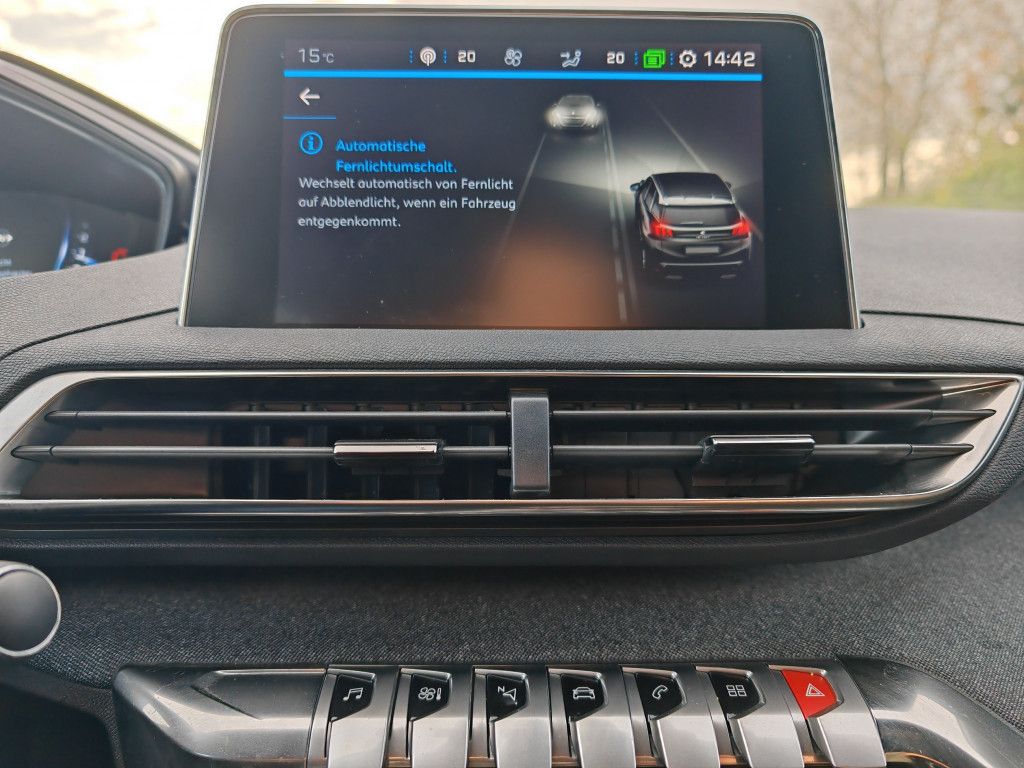Peugeot 3008 PureTech 130 EAT8 GT-LINE - Samsaru's Car Outlet