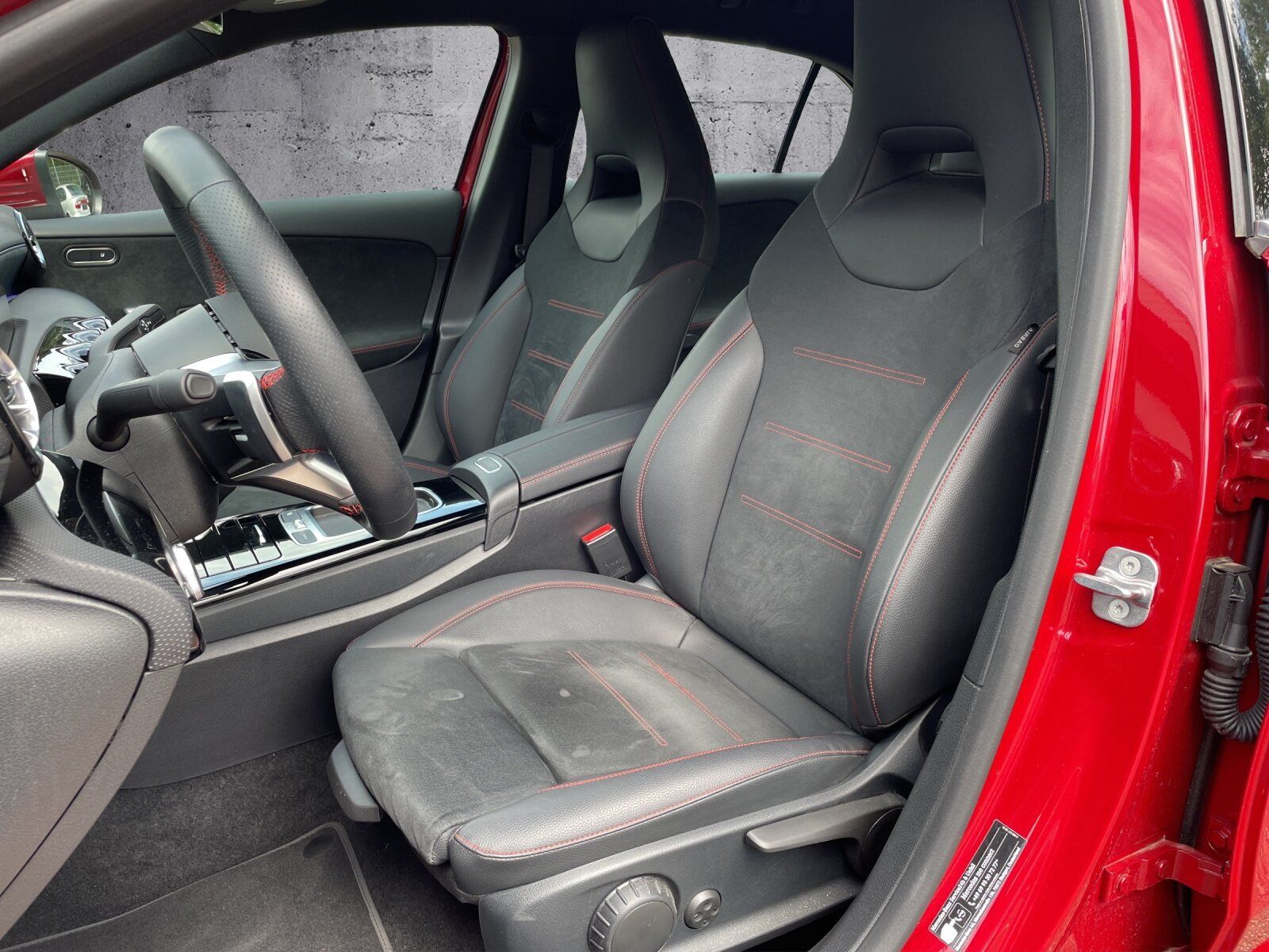 Mercedes-Benz A 250 4M AMG - Samsaru's Car Outlet