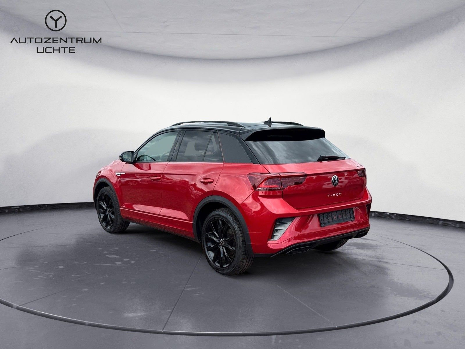 Volkswagen T-Roc R-Line - Samsaru's Car Outlet
