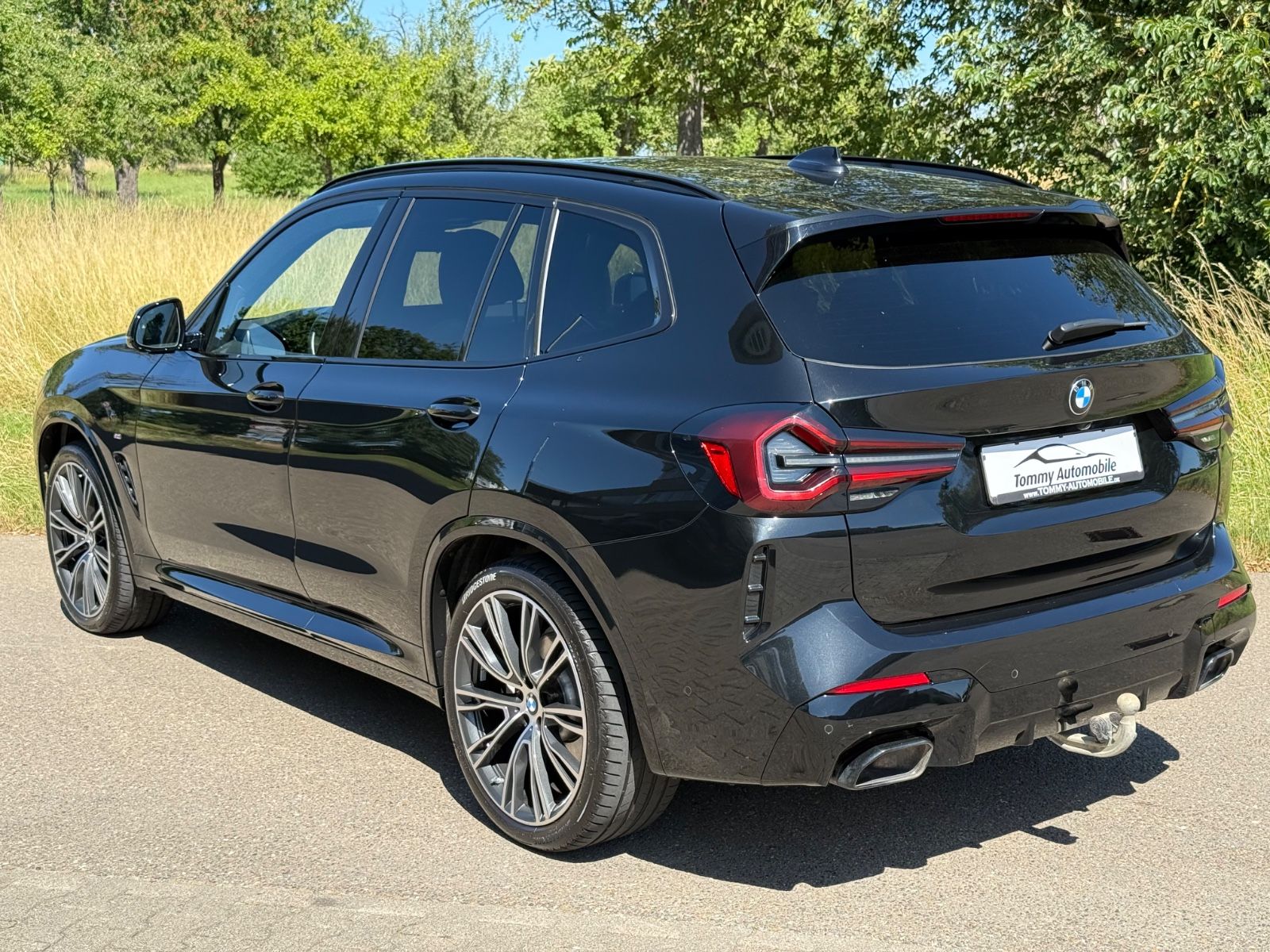 BMW X3 xDrive 30 d M Sport Pano Laser HeadUp AHK 21"