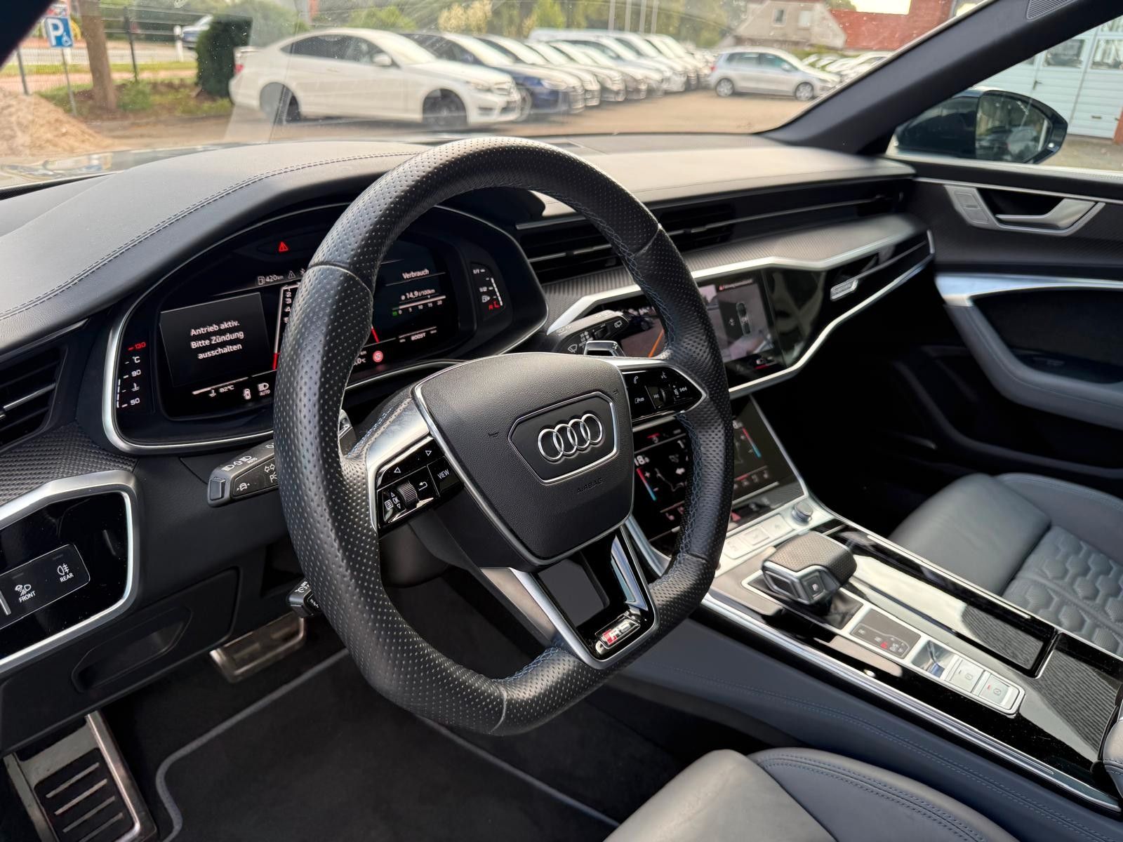 Audi RS6 Avant 4.0 TFSI quattro H/UP*LEDER*TOP*PANO