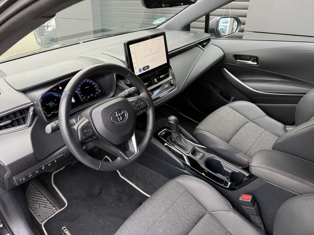 Toyota Corolla Touring Sports 1.8 Hybrid Team D