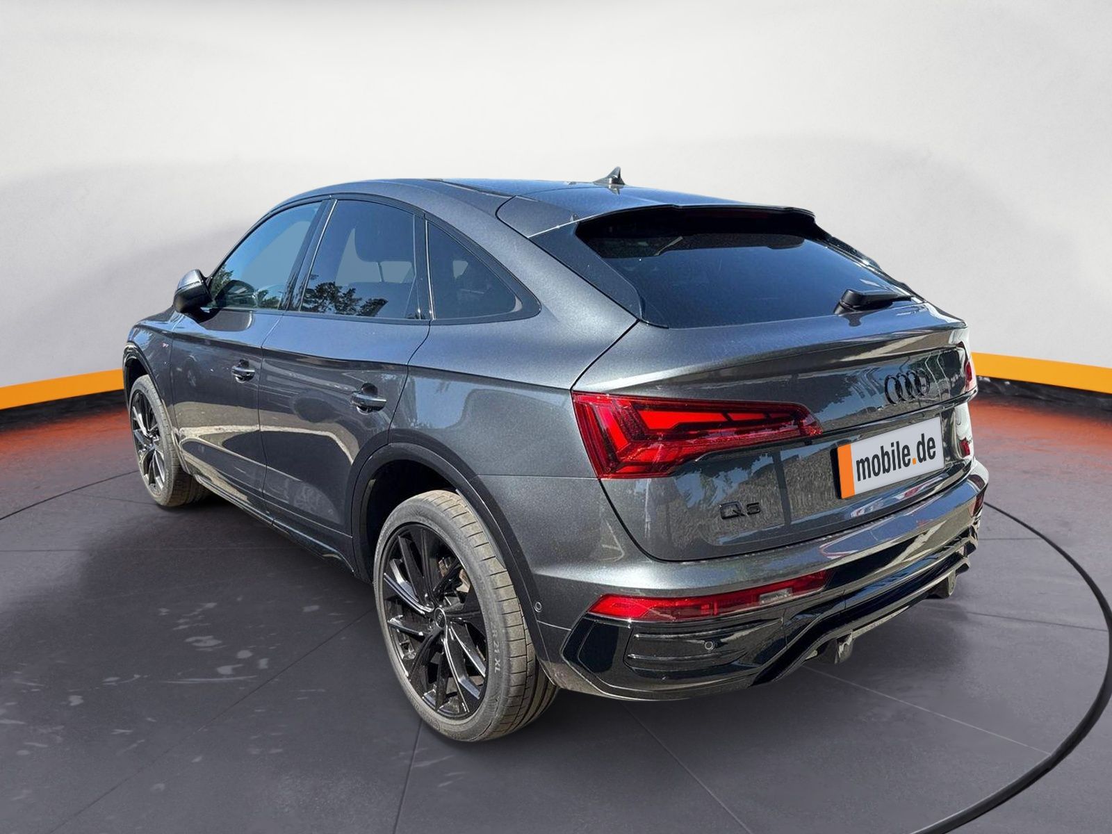 Audi Q5 Sportback 40 TDI quattro S line Edition - Samsaru's Car Outlet