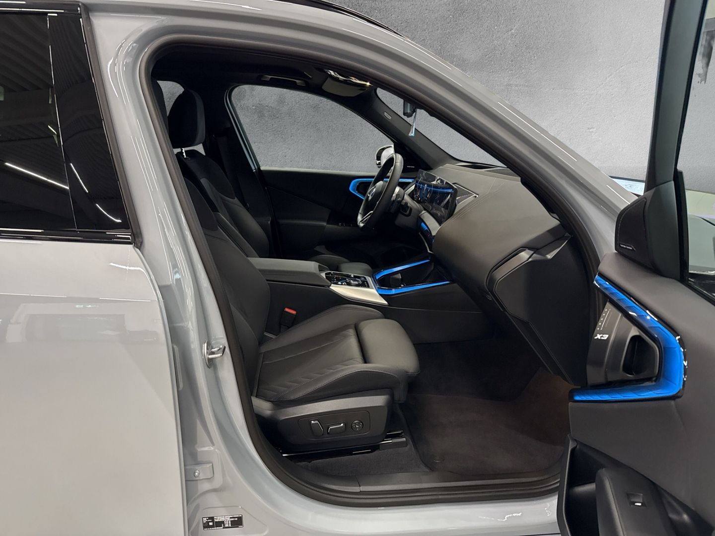 BMW X3 xDRIVE30e M SPORT AUTOMATIK 19''LC PROF AHK K