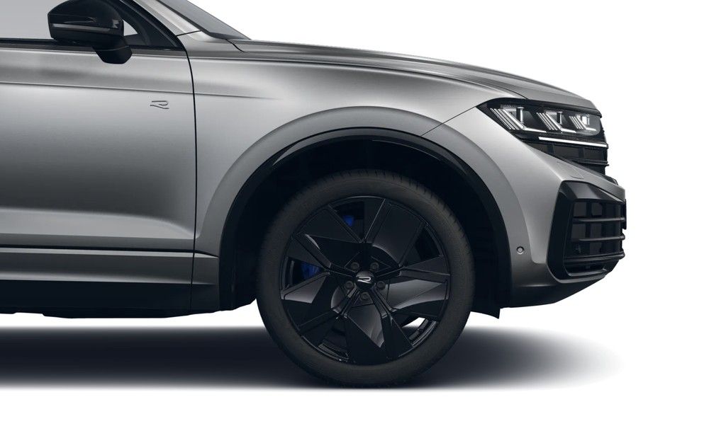 Volkswagen Touareg R eHybrid 4Motion AHK Dynaudio HuD 360°
