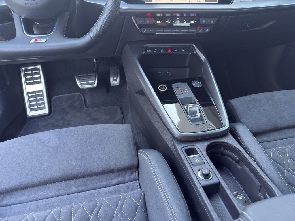 Audi A3 Sportback 35 TFSI S tronic S line MATRIX*NAV*