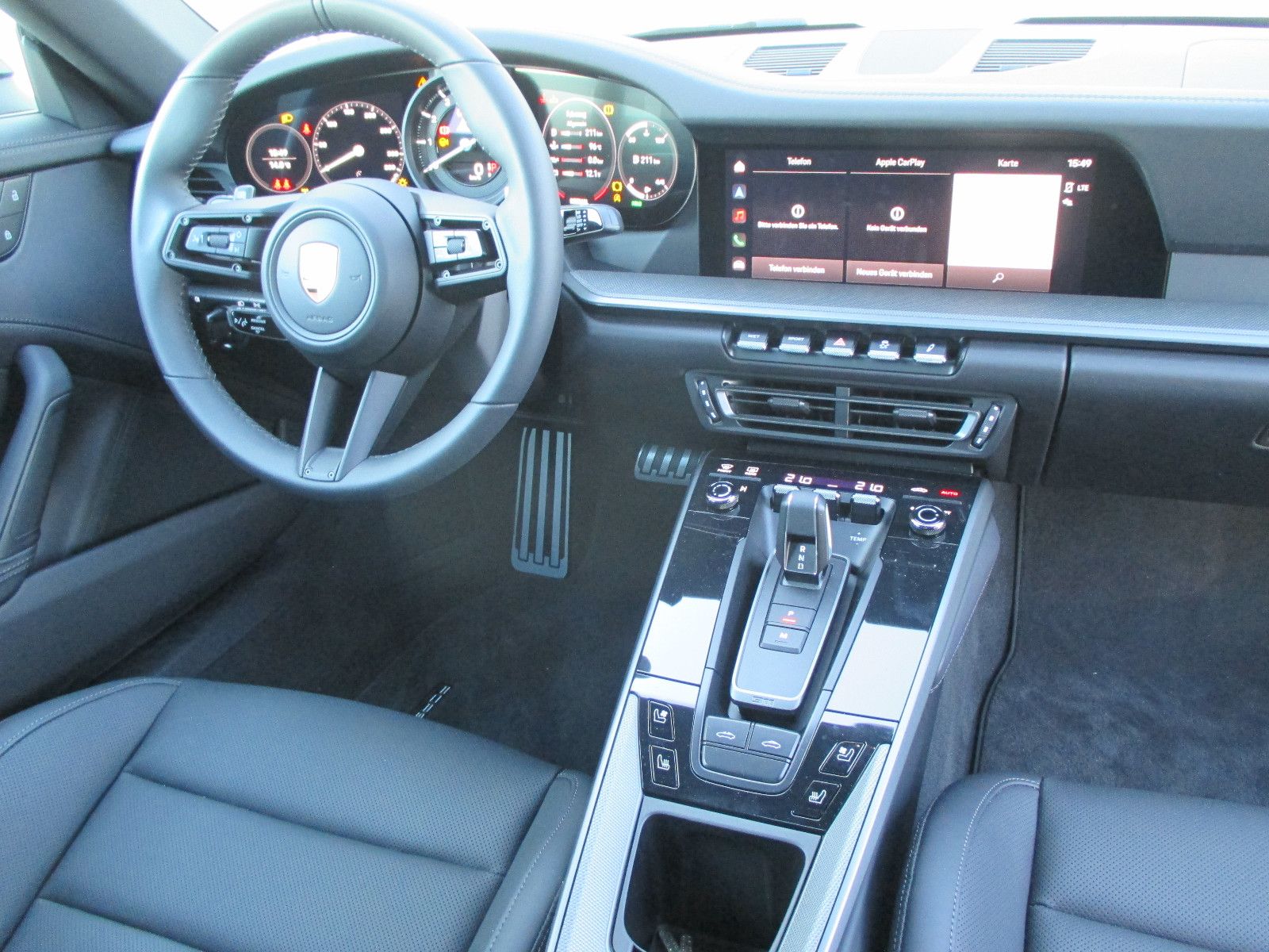 Porsche 992/911 Targa 4 - Samsaru's Car Outlet
