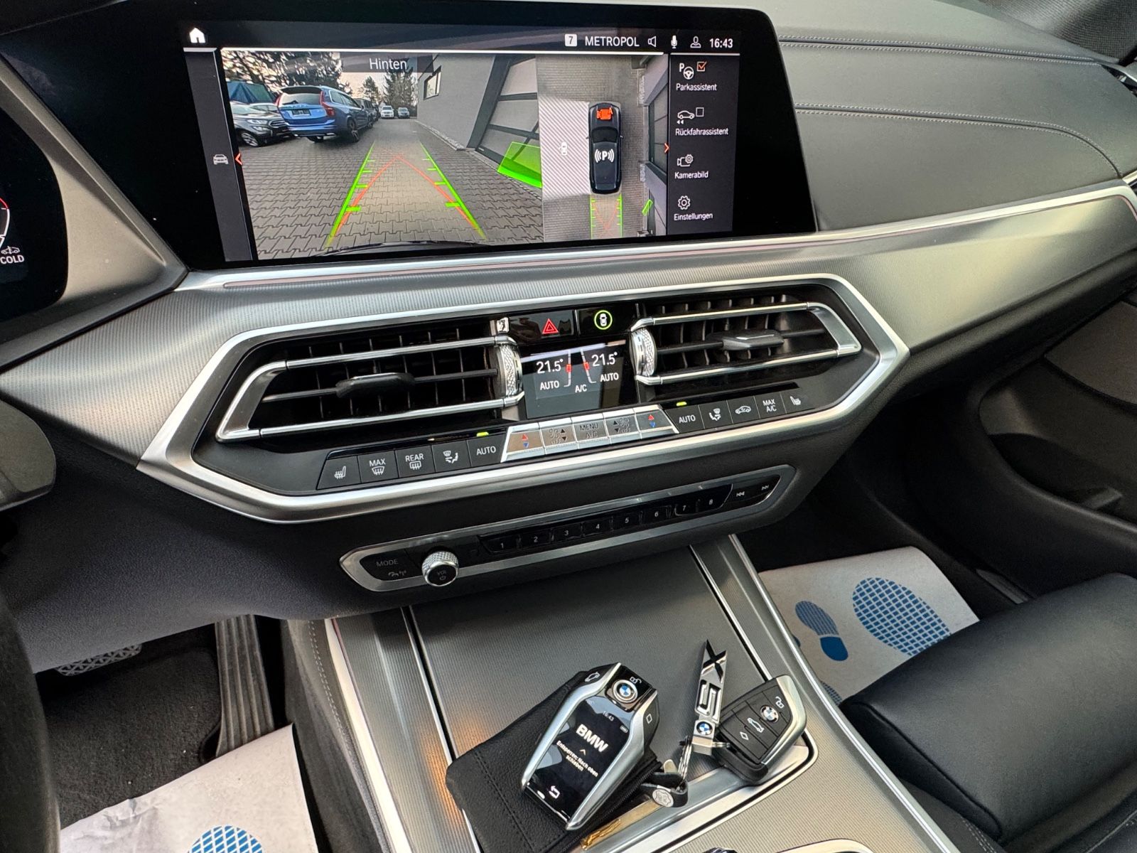 BMW X5 xDrive 40 d Pano/AHK/Standheiz/22"/HeadUp