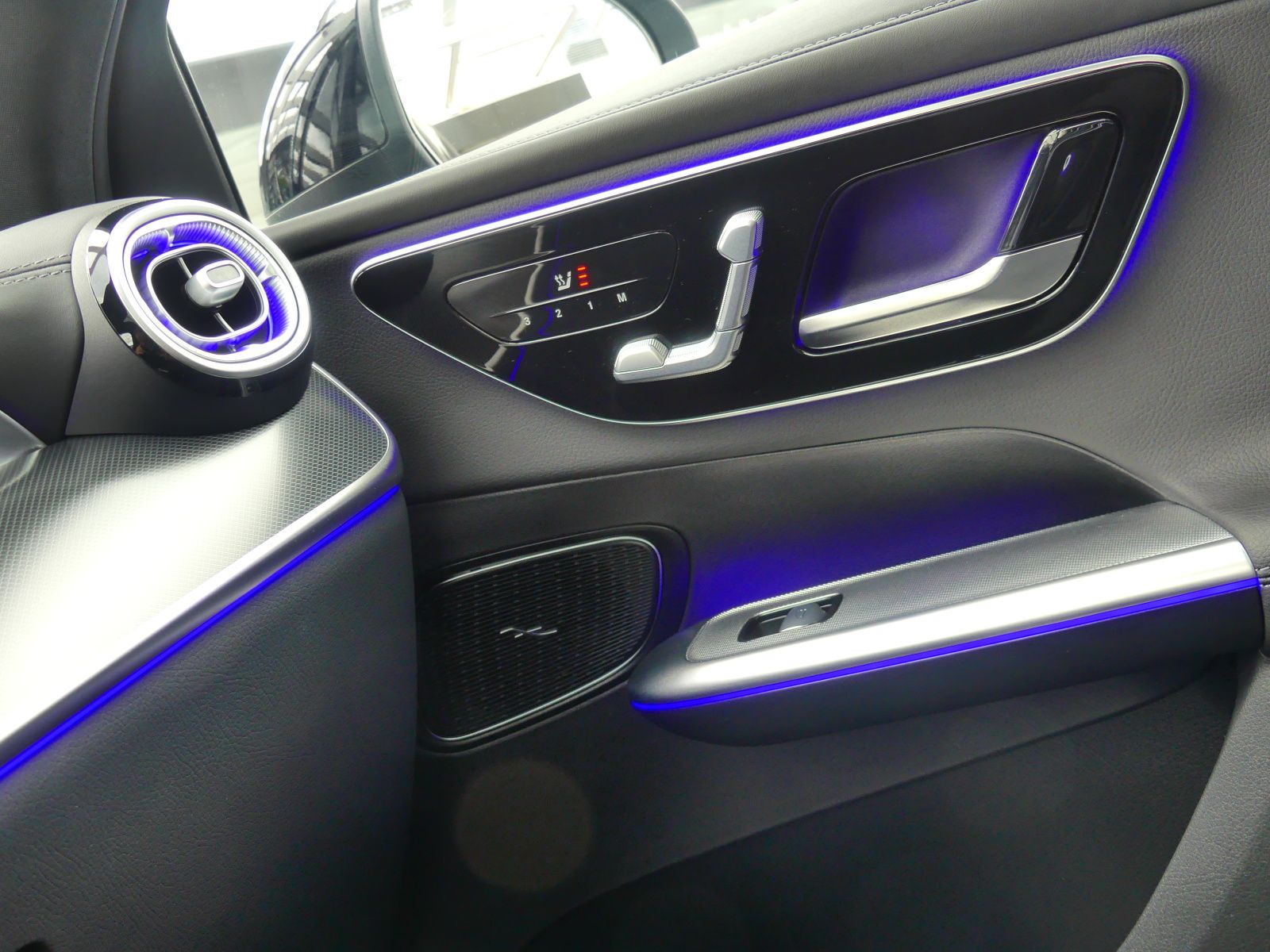 Mercedes-Benz GLC 220d AMG 4M +AHK*Panorama+Distronic+360°Kam+