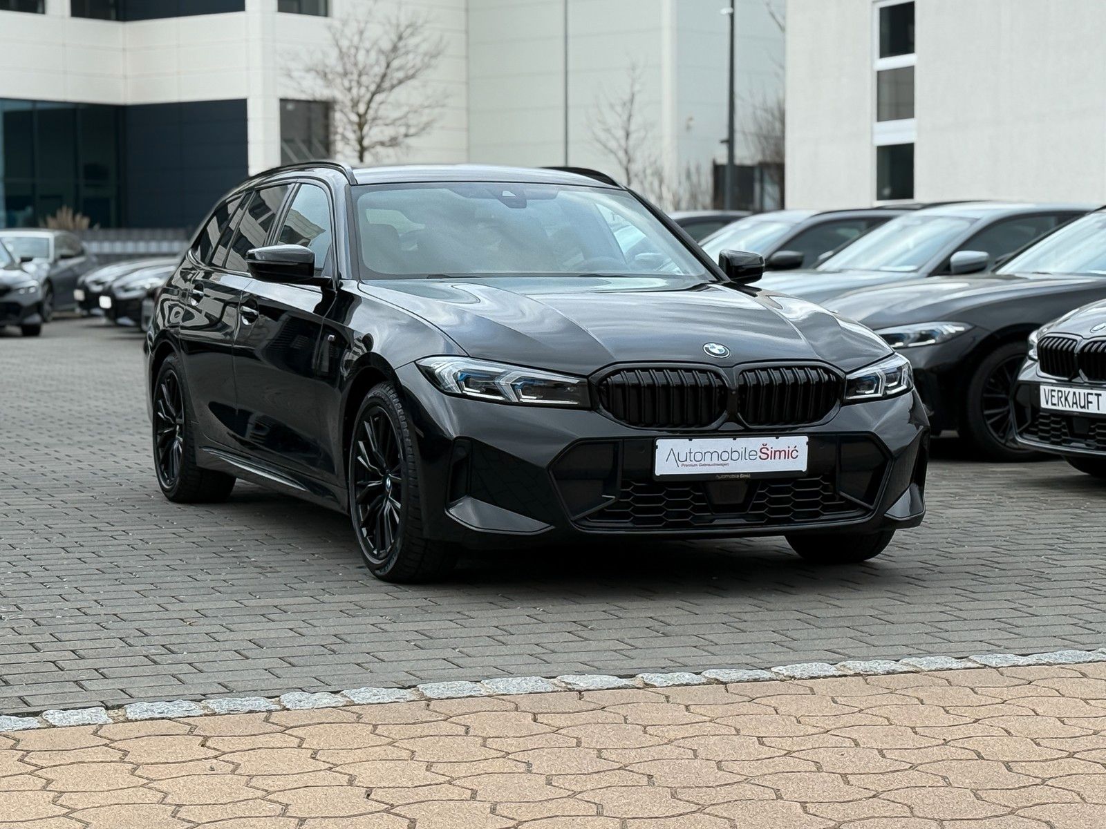 BMW 320i M Sport 18" HuD AHK ACC 360° hifi LED+