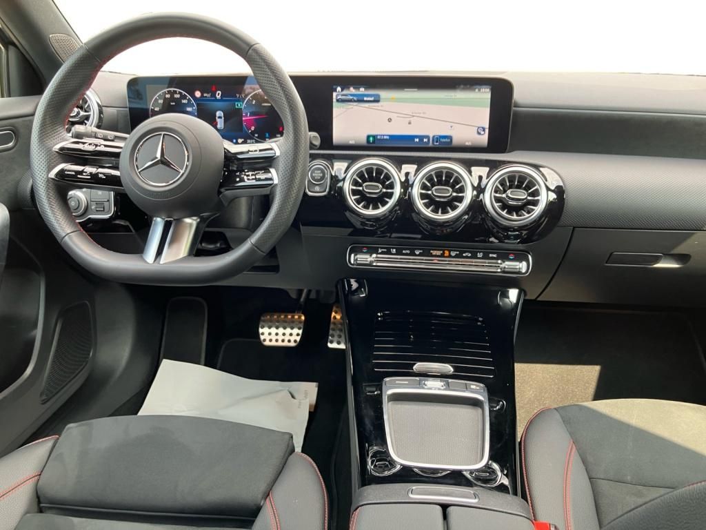 Mercedes-Benz A 200 d AMG Line - Samsaru's Car Outlet