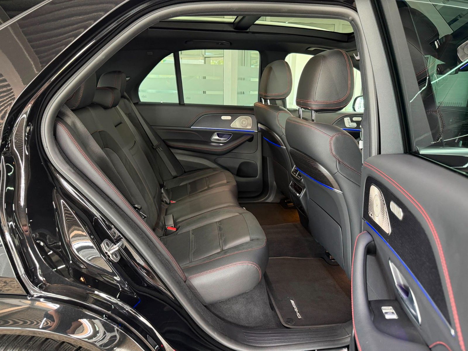 Mercedes-Benz GLE 53 AMG/4Matic+/Burmester/designo/PANO/360