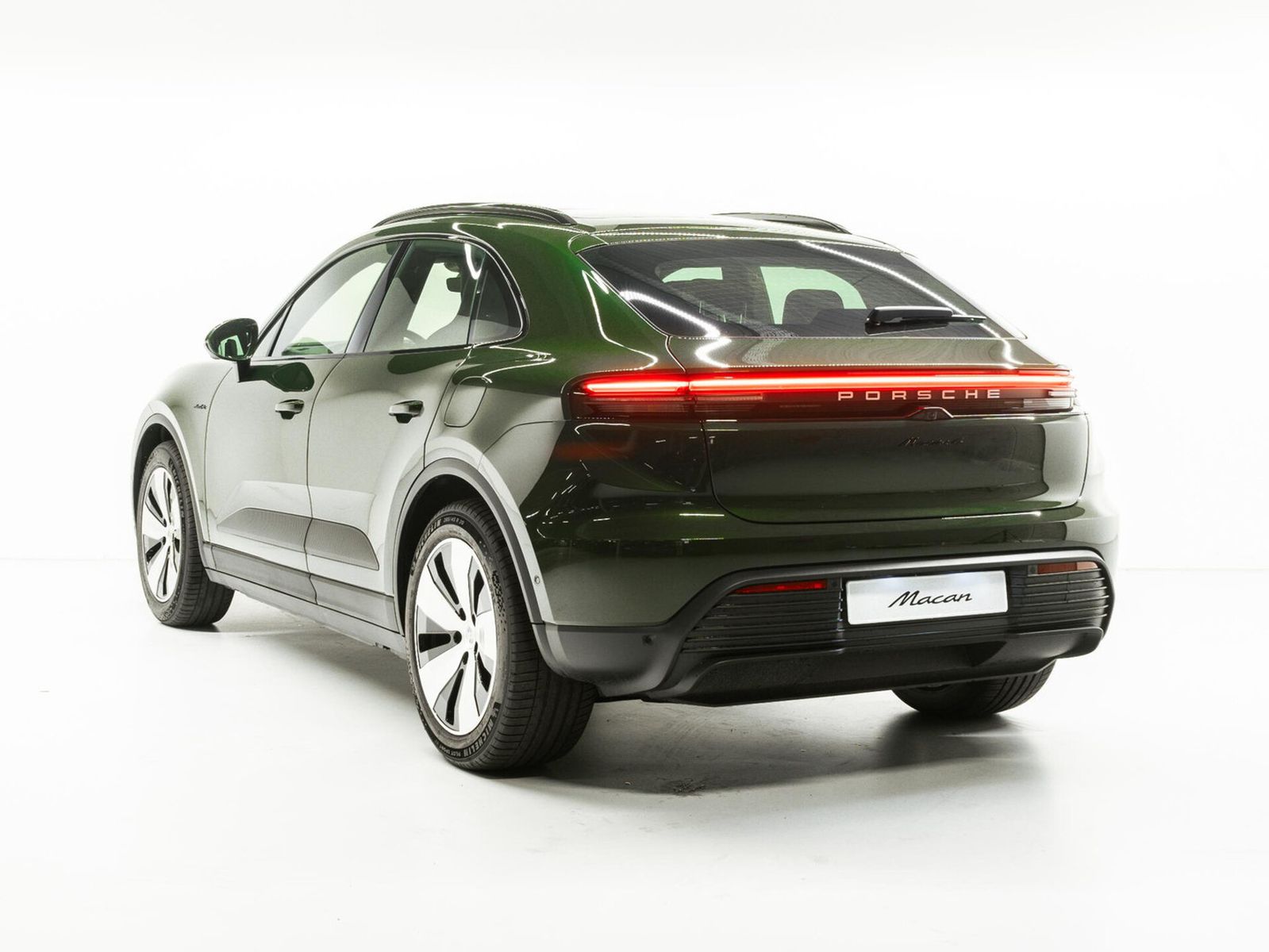 Porsche Macan 4