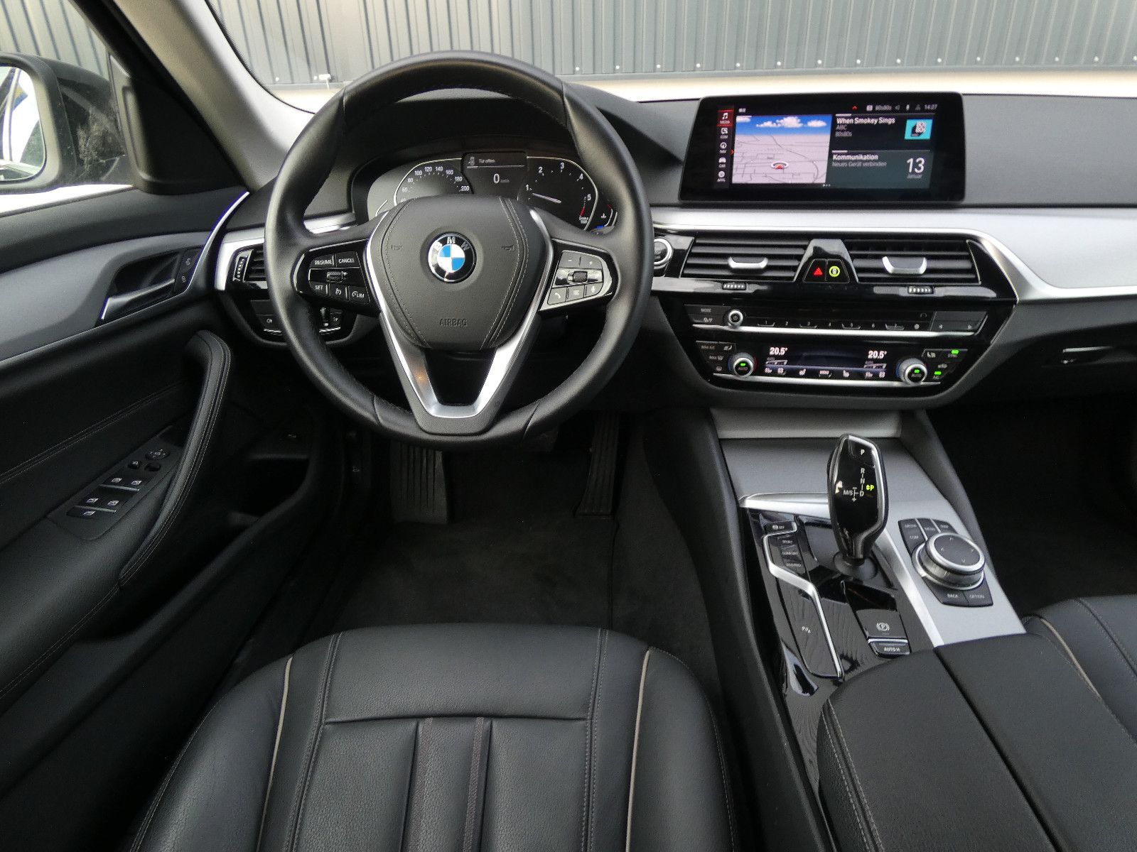 BMW 520d xDrive LED Leder Navi Kamera 1-Hand Facelif