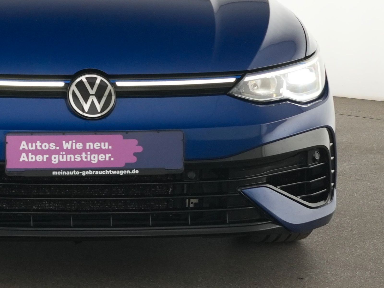 Volkswagen Golf R Variant LED|Kamera|SHZ|WinterPaket|AHK|AC