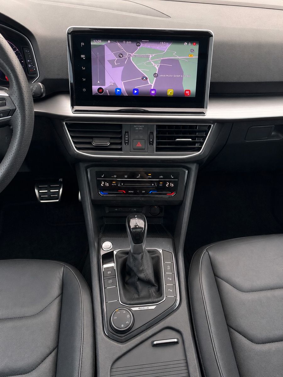 Seat Tarraco FR 4Drive*Pano-Dach*AHK*Leder*Drive*Cam.