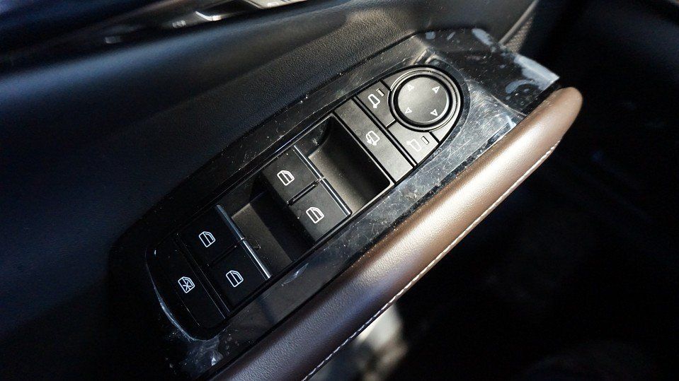 Mazda CX-30 2.5L e-SKYACTIV 140ps 6AT FWD Takumi BLOP