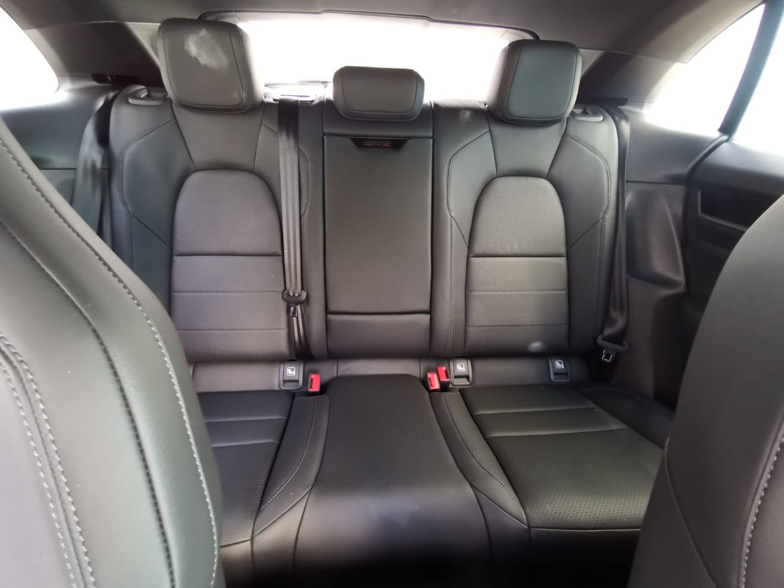 Porsche Macan 4 - Samsaru's Car Outlet