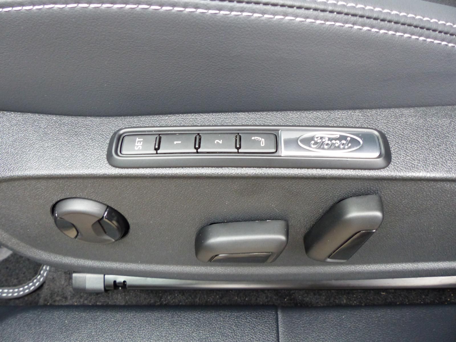 Ford Explorer RWD 77 kWh 210 KW Wärmepumpe,360°Kamera