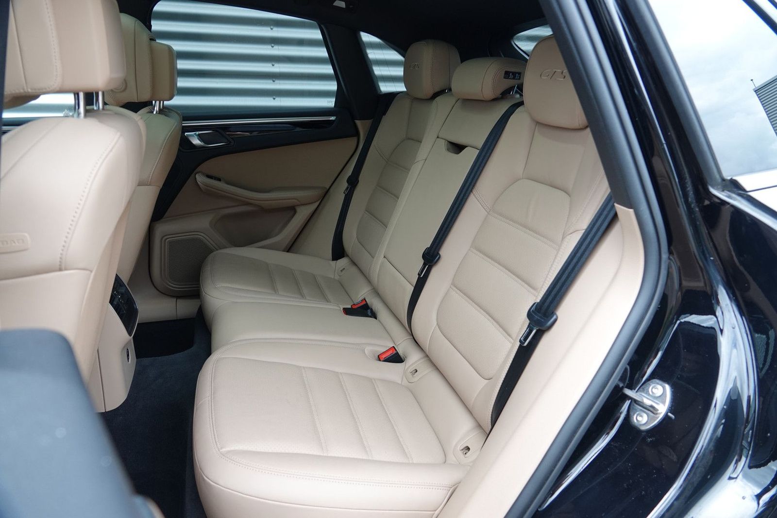 Porsche Macan 2.9 GTS - Samsaru's Car Outlet