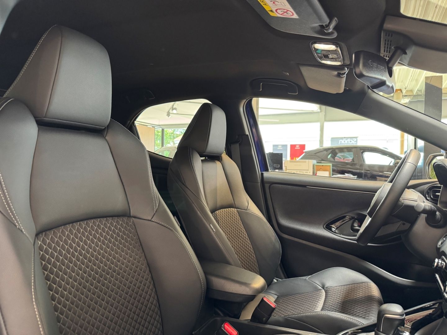 Toyota Yaris Hybrid Style Plus / CarPlay&Android Auto /