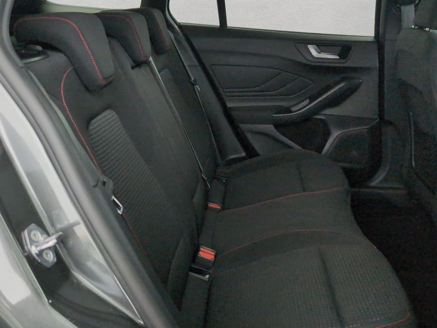 Ford Focus Turnier 1.5  Aut. ST-LINE X AHK+LED+NAVI+S