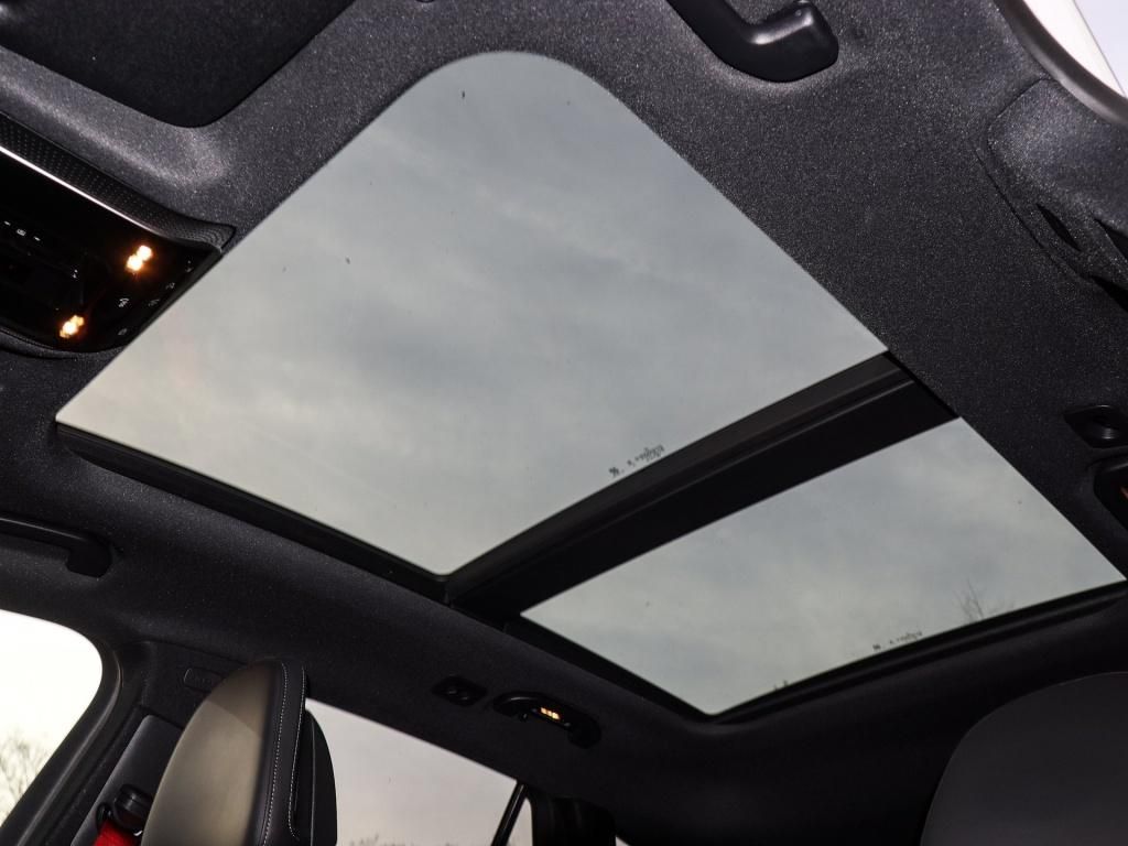 Mercedes-Benz GLC 300 e 4M AMG-Sport/Pano/AHK/Distr/360/Memory