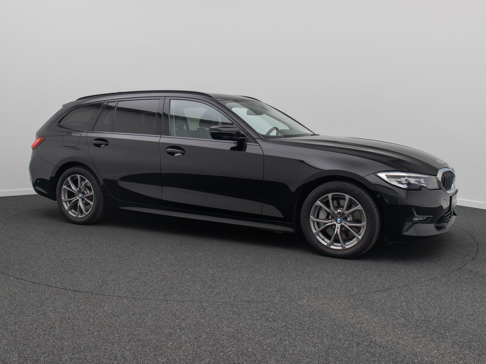 BMW 330i Sport Line - Samsaru's Car Outlet