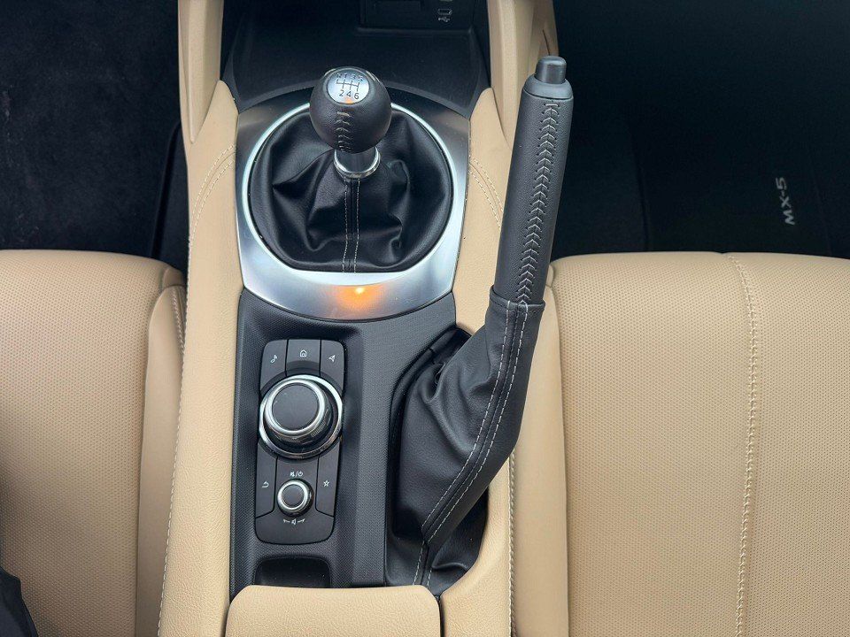 Mazda MX-5 2.0 (184PS) Schalter Kazari Rückfahrk. Navi