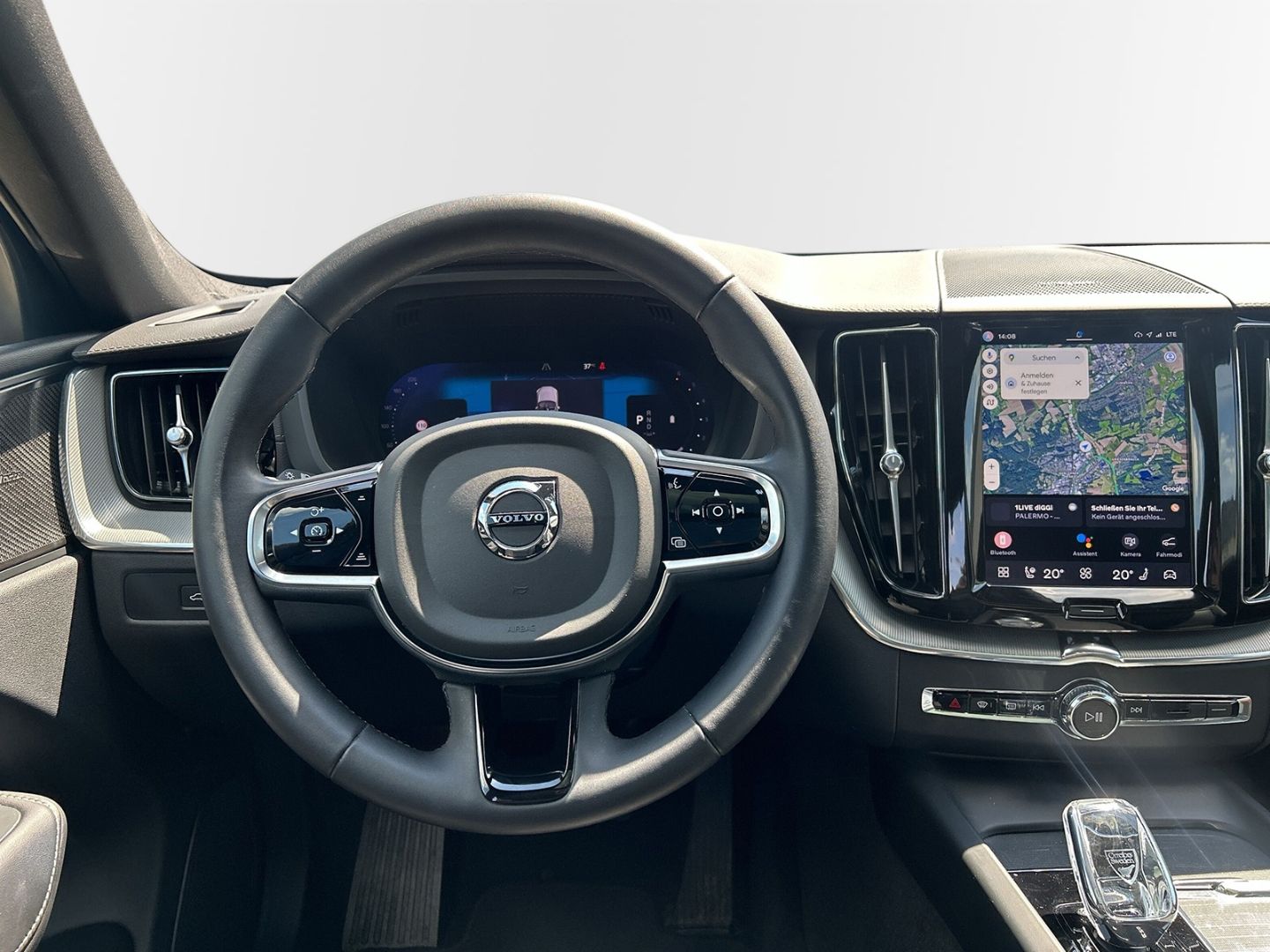 Volvo XC60 B4 Diesel AWD Ultimate Dark 21'' ACC AHK St