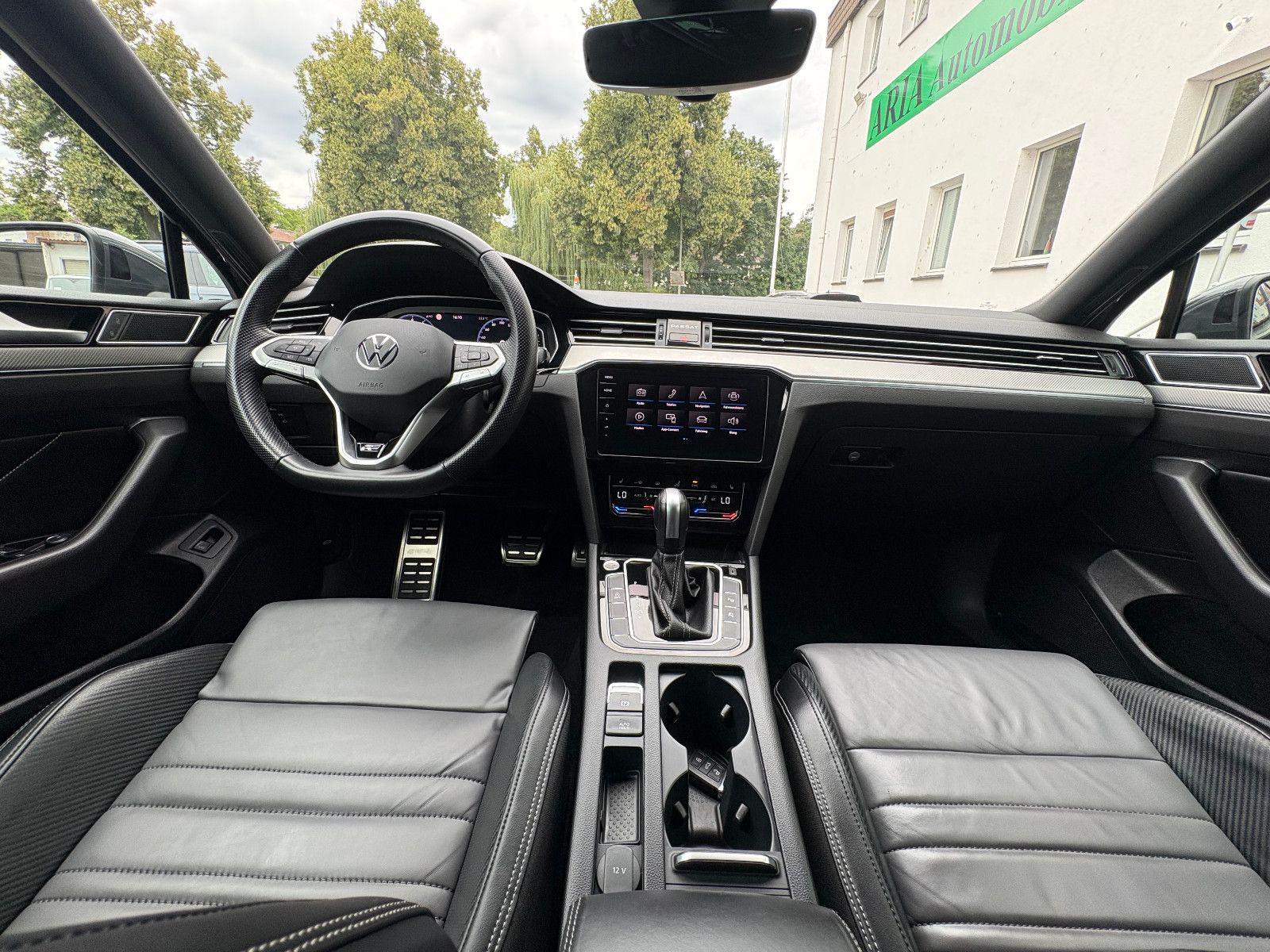 Volkswagen Passat 2.0 TSI DSG Variant 2x R LINE SPORT PAKET