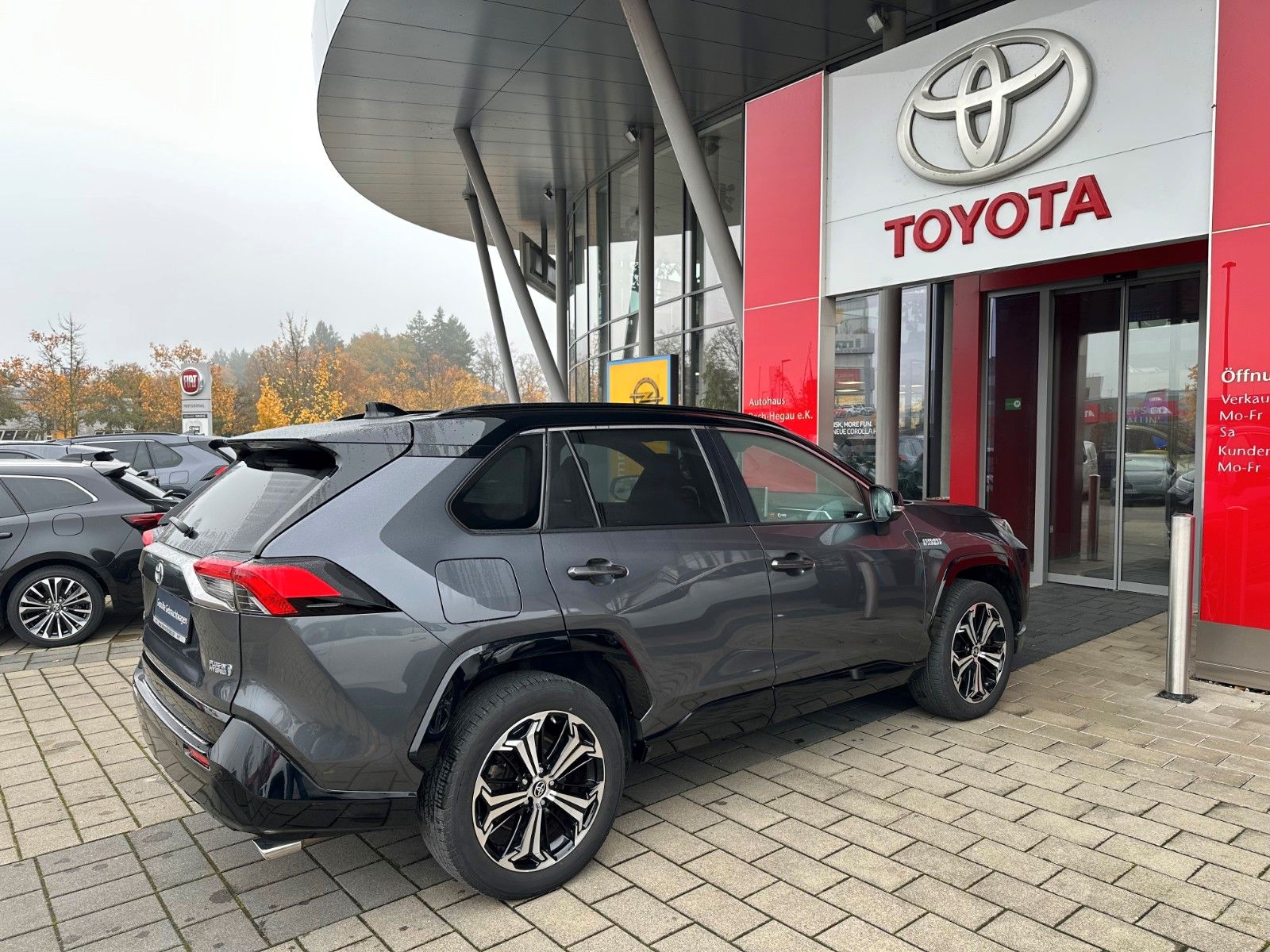 Toyota RAV4 Plug-in Hybrid 4x4, LEDER, 360°,HUD,AHK,JBL