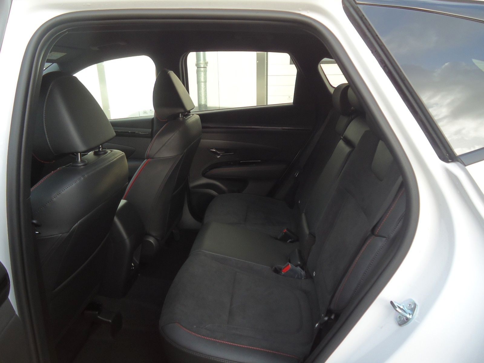 Hyundai Tucson 1.6 T-GDI 48V N-Line - Samsaru's Car Outlet