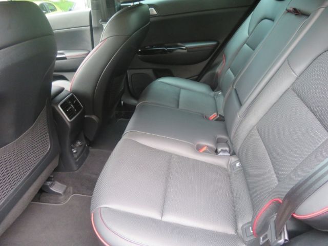 Kia Sportage 2.0 CRDI AWD Eco-Dynamics+ - Samsaru's Car Outlet