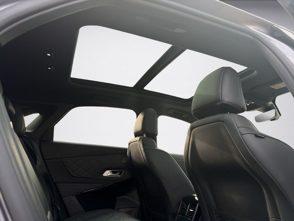 DS Automobiles DS7 Crossback PT 180 Rivoli +
