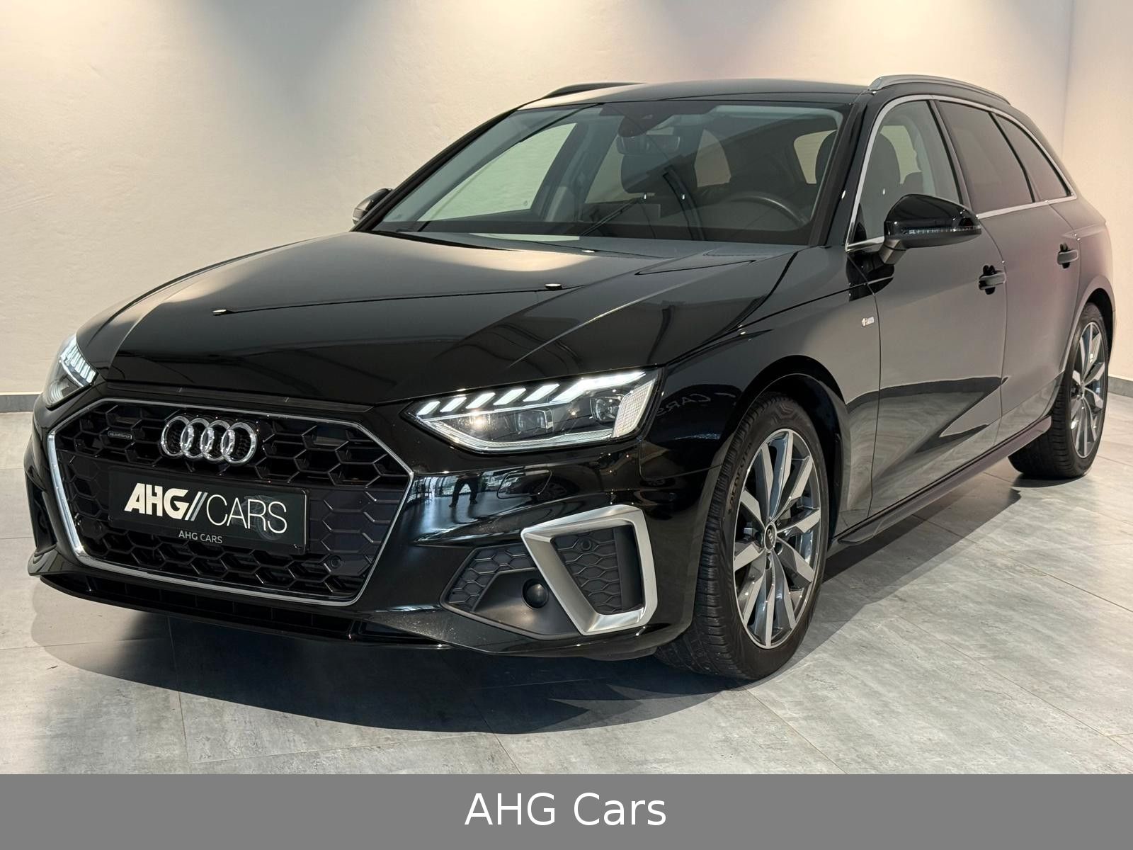 Audi A4 40 Avant S line quattro 2.0 TFSI - Samsaru's Car Outlet