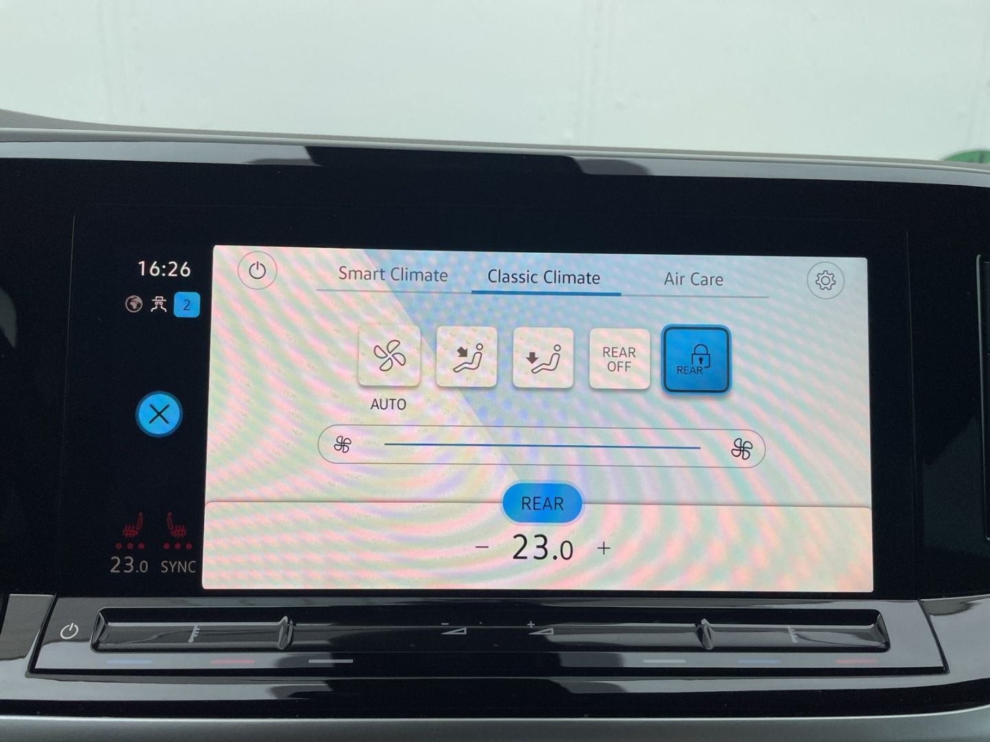 Volkswagen T7 Multivan 2.0 TDI DSG - Samsaru's Car Outlet