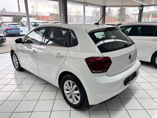 Volkswagen Polo VI Comfortline - Samsaru's Car Outlet