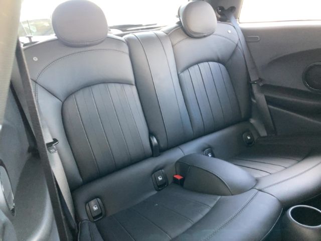MINI Cooper Exklusiv - Samsaru's Car Outlet