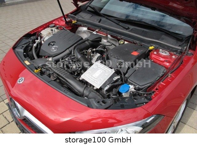 Mercedes-Benz A 180 - Samsaru's Car Outlet