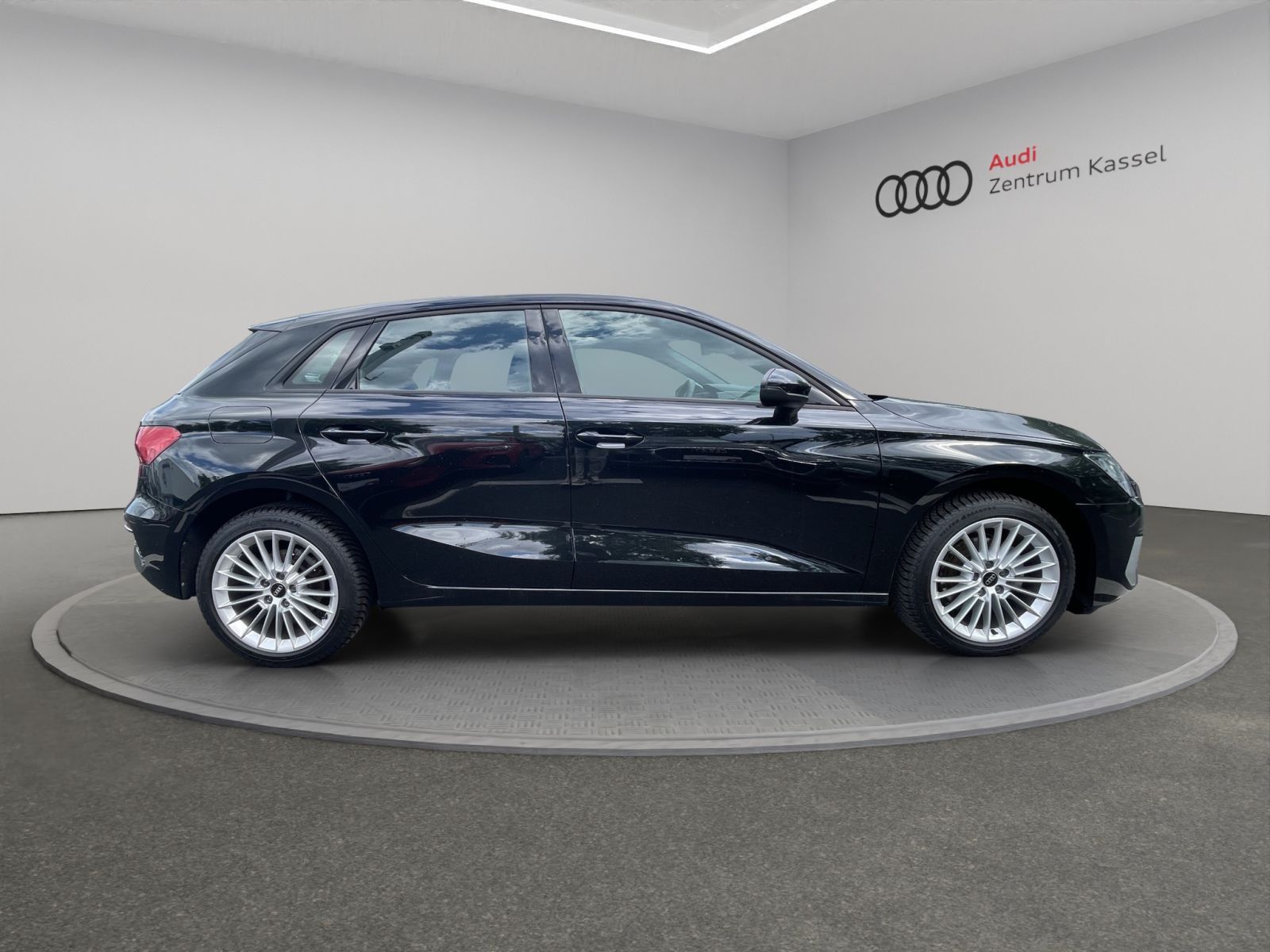 Audi A3 Sportback 30 TDI LED PDC CarPlay